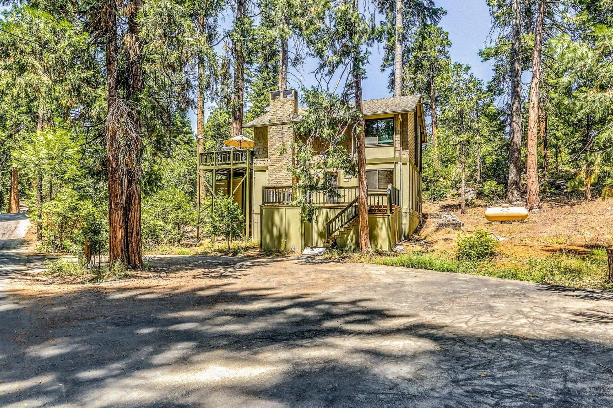 Cozy Bears Hideaway Cabin About 3 Mi To Shaver Lake! ภายนอก รูปภาพ